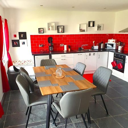 Knights Town Shore Cottage - Cosy Comfort At The Sea מראה חיצוני תמונה