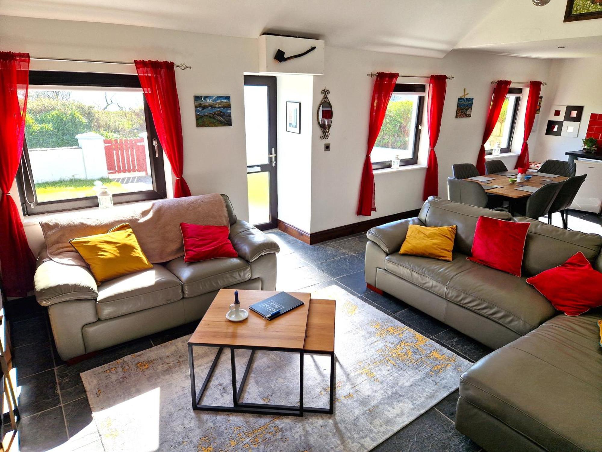 Knights Town Shore Cottage - Cosy Comfort At The Sea מראה חיצוני תמונה