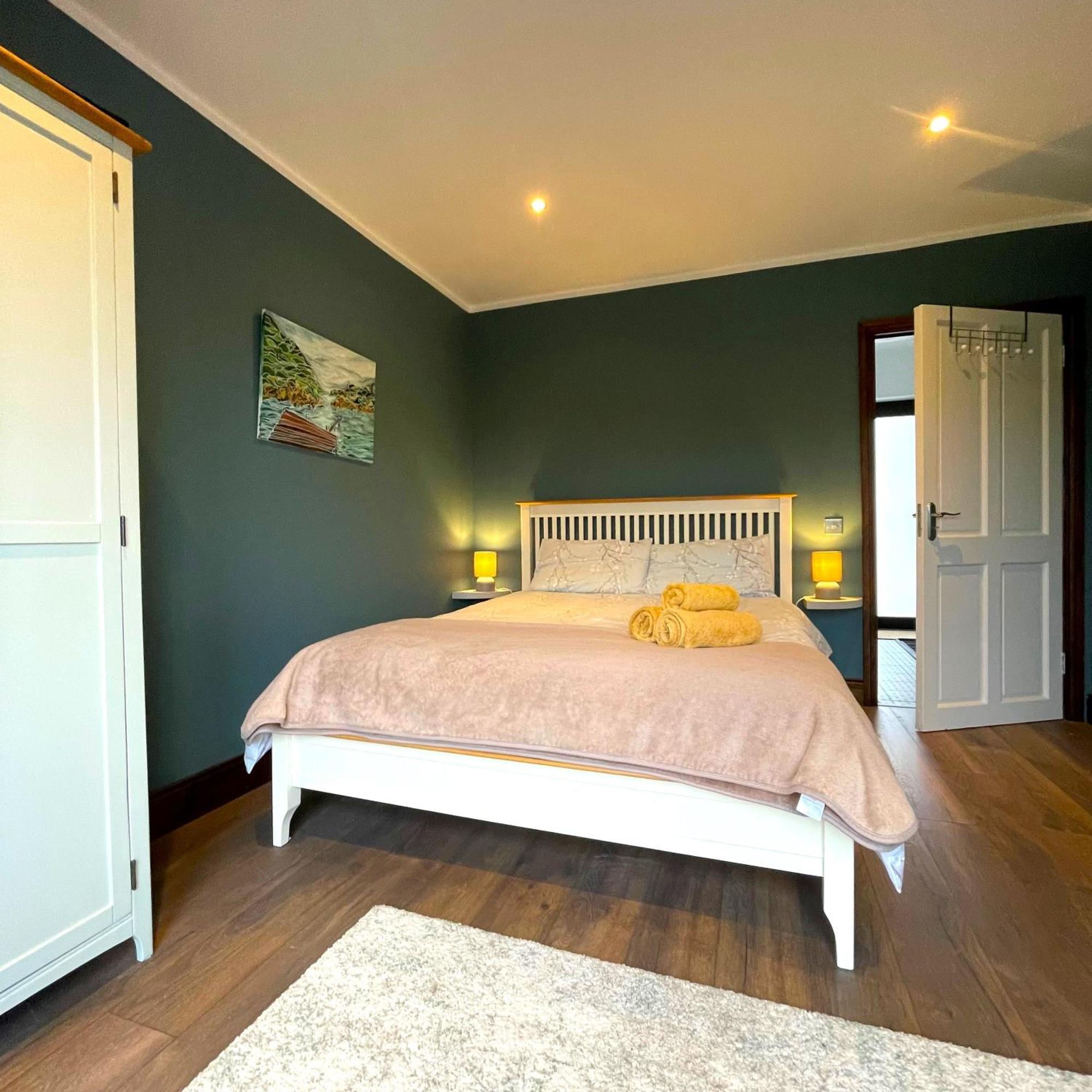 Knights Town Shore Cottage - Cosy Comfort At The Sea מראה חיצוני תמונה
